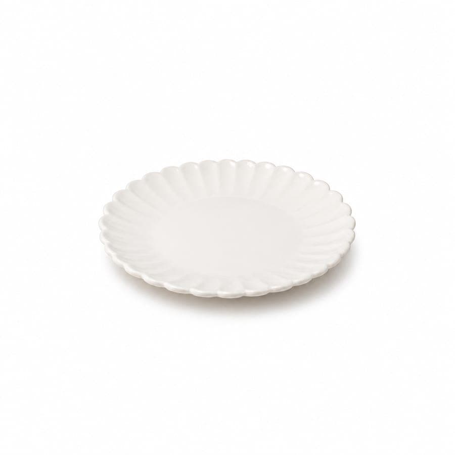 Scolloped Serving Dish Med