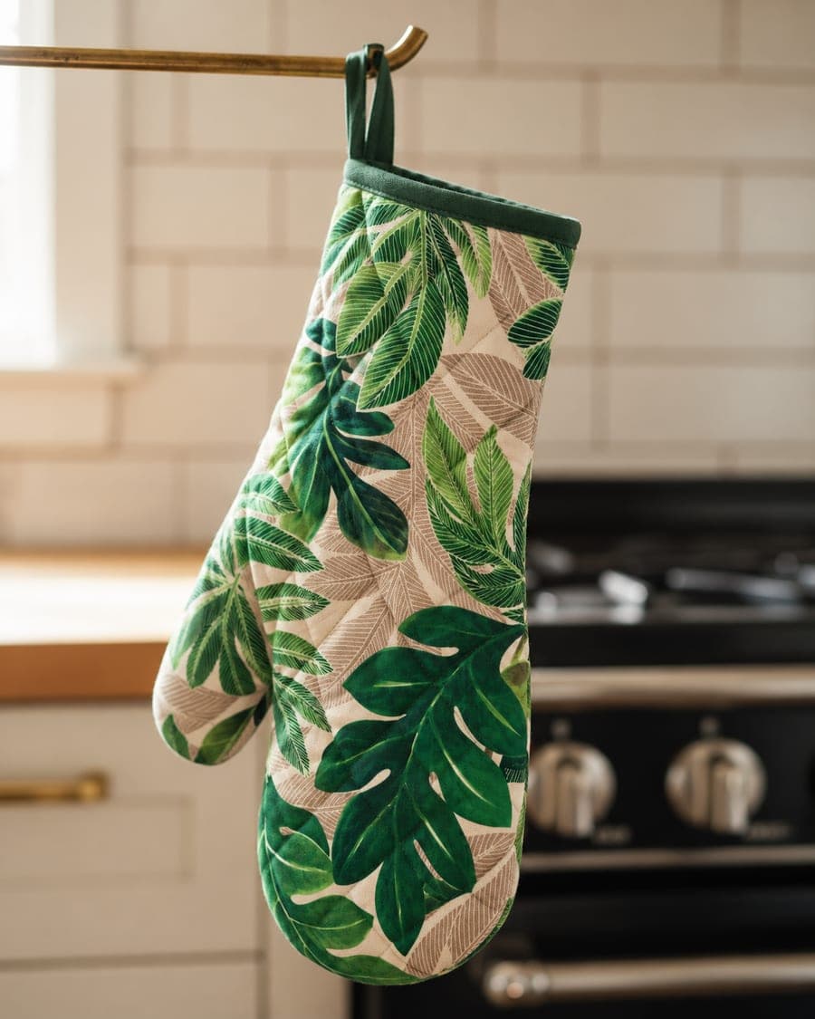 Island Life Oven Gloves